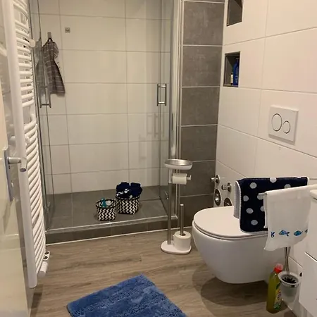 Nord•west•host Apartament *